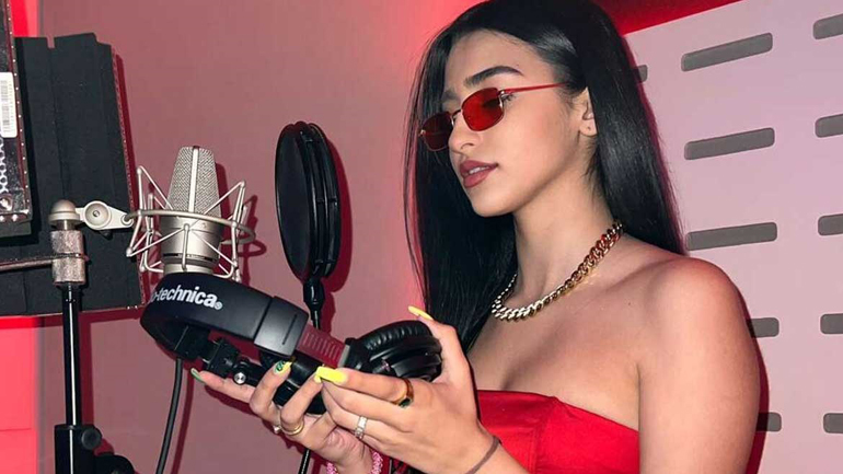 Η Αναστασία για την καταγωγή της: «Είμαι χαρούμενη για αυτό» Η Αναστασία για την καταγωγή της: «Είμαι χαρούμενη για αυτό»