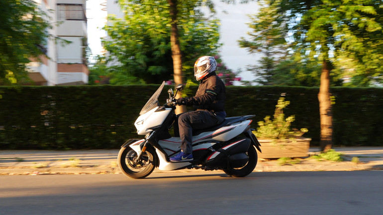 Άνετο, απροβλημάτιστο και πολύ γρήγορο!