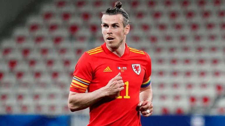 Οι Λος Άντζελες Γκάλαξι ανακοίνωσαν τον Μπέιλ