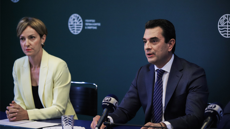 Συνάντηση Σκρέκα με την Εκτελεστική Αντιπρόεδρο της ΕΕ