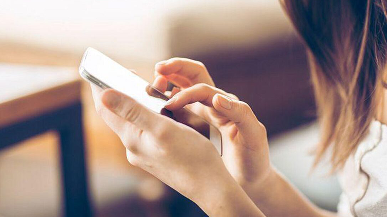 Πανελλαδικές 2022: Τρεις στους τέσσερις υποψηφίους ενημερώθηκαν με SMS για τη βαθμολογία τους