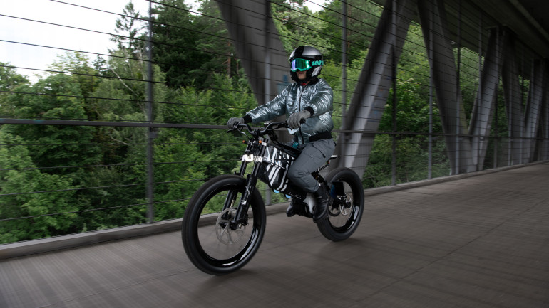 Τι είναι το BMW Motorrad Vision AMBY;