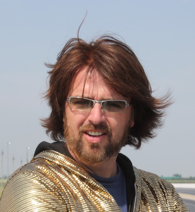 Ο Jack Baruth γράφει για τα αυτοκίνητα για πάνω από 20 χρόνια και θεωρείται ένας από τους καλύτερους Αμερικάνους δημοσιογράφους της αυτοκινητοβιομηχανίας