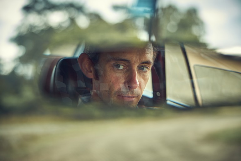 Ο Dan Trent είναι ένας βρετανός δημοσιογράφος αυτοκινήτων και κάνει test-drive σε supercars, EVs και SUVs για πάνω από 20 χρόνια. Επίσης εδώ και πολλά χρόνια κατέχει ένα Mazda MX-5.