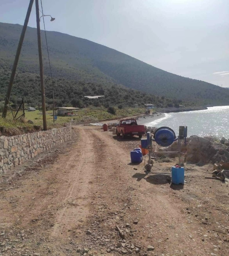 Οι εργασίες κατά μήκος της παραλίας