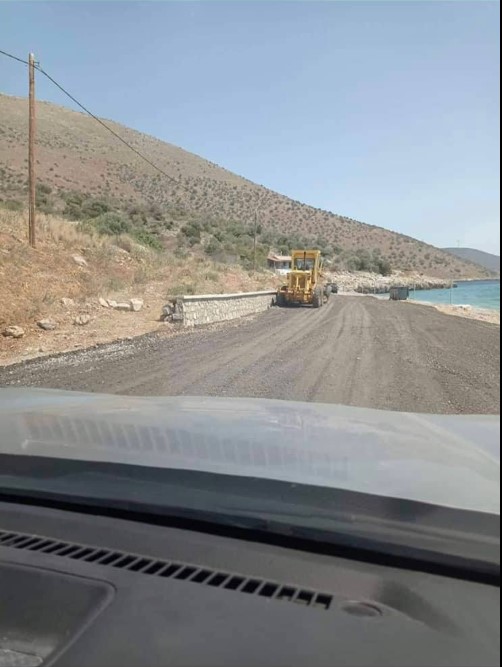 Εργασίες κατά μήκος της παραλίας