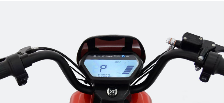 Ψηφιακή οθόνη με όλες απαραίτητες ενδείξεις.