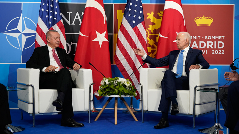 Ολοκληρώθηκε η συνάντηση Μπάιντεν -Ερντογάν