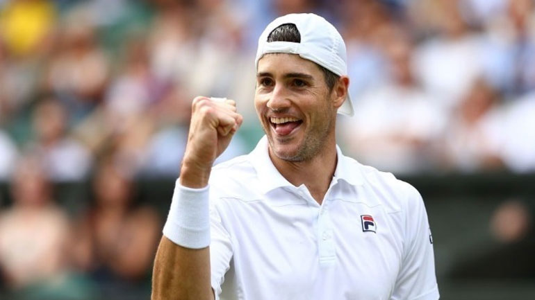 Στον τρίτο γύρο του Wimbledon Ίσνερ και Αλκαράθ