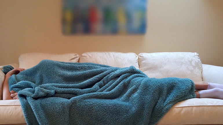 Ύπνος και μεταβολισμός: Τι συμβαίνει όταν δεν κοιμόμαστε αρκετά;