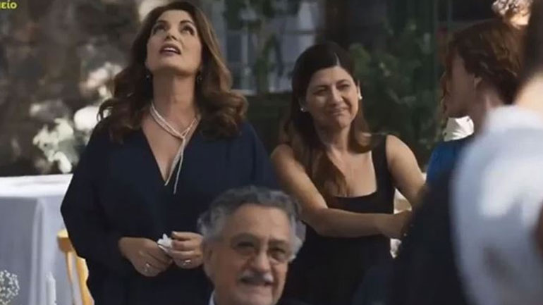 Γη της Ελιάς: Συγκίνηση στο Twitter με τη σκηνή όπου η Άντζελα Γκερέκου σιγοτραγουδά μια επιτυχία του Τόλη Βοσκόπουλου