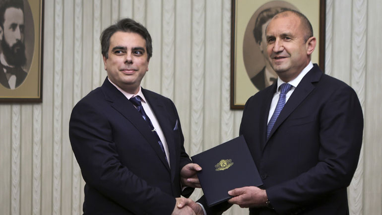 Βουλγαρία: Εντολή σχηματισμού κυβέρνησης στον Ασέν Βασίλεφ