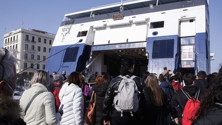 Ξεκίνησε η έξοδος των εκδρομέων του Ιουλίου – Το 90% άγγιξε η πληρότητα των πλοίων