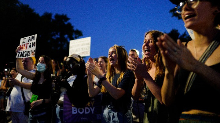 ΗΠΑ: Το Ιλινόι ως το «καταφύγιο» για τις γυναίκες που θέλουν να κάνουν άμβλωση