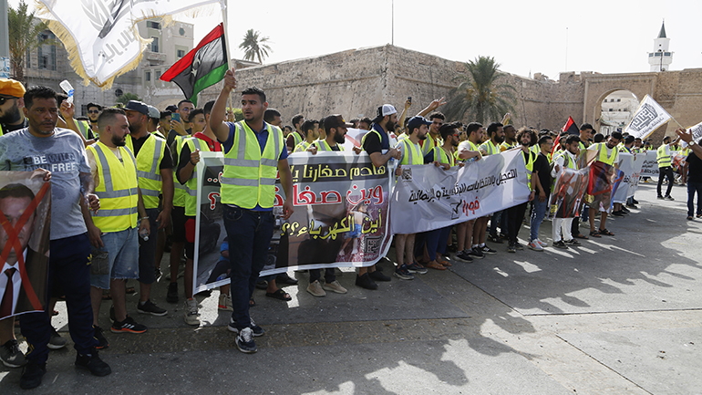 Λιβύη: Κοινωνική αναταραχή συγκλονίζει τη χώρα, ενώ το πολιτικό αδιέξοδο παραμένει