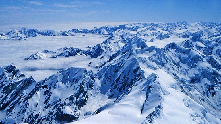 Ιταλία: Έξι νεκροί και οκτώ τραυματίες από κατάρρευση παγετώνα στις Άλπεις