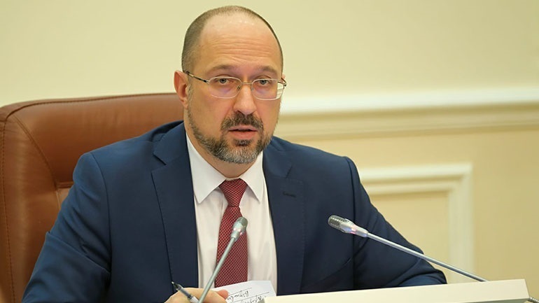 Ντένις Σμίγκαλ: Πλούσιοι Ρώσοι πρέπει να πληρώσουν για την ανοικοδόμηση της Ουκρανίας