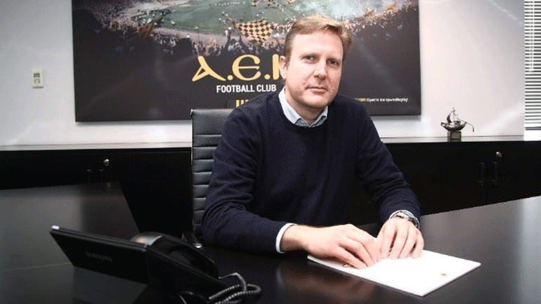 Κοσμάς για Κλάτενμπεργκ: «Τουρίστας μεταξύ Πυραμίδων και Ακρόπολης»