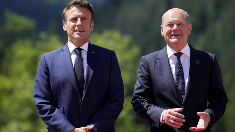 Γαλλία: Δείπνο εργασίας του προέδρου Μακρόν με τον Γερμανό καγκελάριο Σολτς