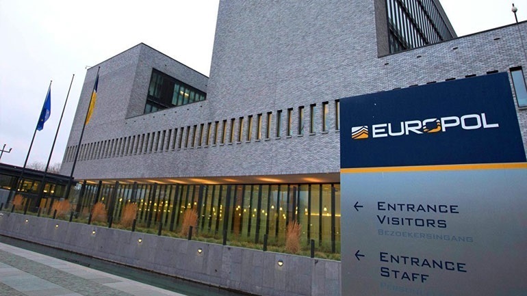 Europol: 130 ύποπτοι για διακίνηση ανθρώπων συνελήφθησαν σε όλη την Ευρώπη
