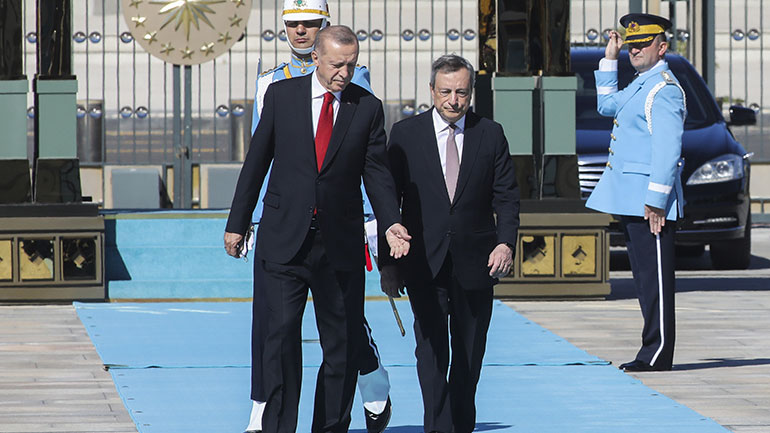 Ερντογάν: Η Ελλάδα διώχνει μετανάστες και αυτοί καταφεύγουν στην Ιταλία