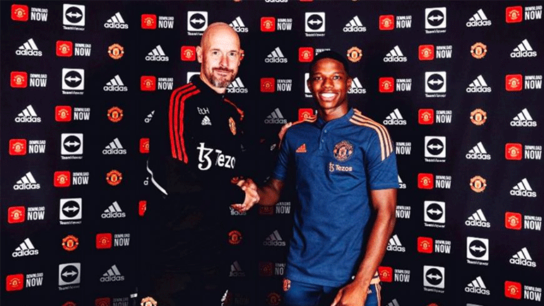 Ανακοίνωσε την απόκτηση του Μαλάσια η Μάντσεστερ Γιουνάιτεντ