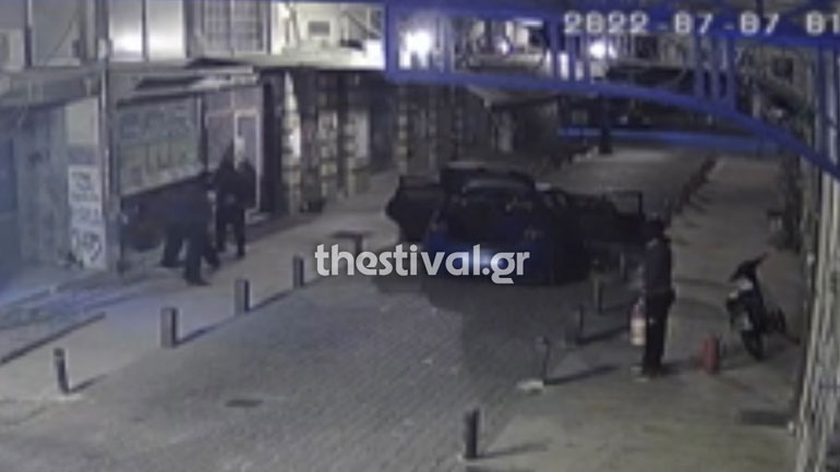 Θεσσαλονίκη: Βίντεο-ντοκουμέντο από διάρρηξη σε κοσμηματοπωλείο – Σήκωσαν το χρηματοκιβώτιο