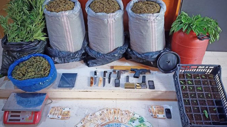 Προφυλακίστηκε ο 41χρονος για τα 23 κιλά χασίς – Ελεύθεροι με όρους οι υπόλοιποι