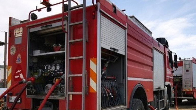 Φωτιά σε διαμέρισμα στο Περιστέρι