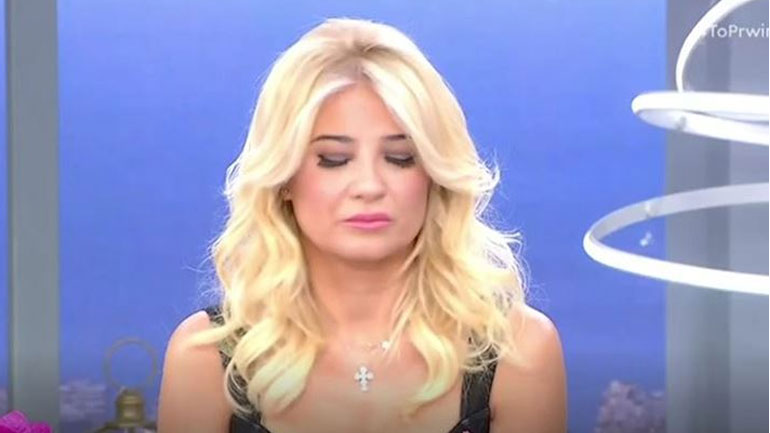 Φαίη Σκορδά: Με δάκρυα στα μάτια αποχαιρέτησε τους συνεργάτες της στο «Πρωινό»