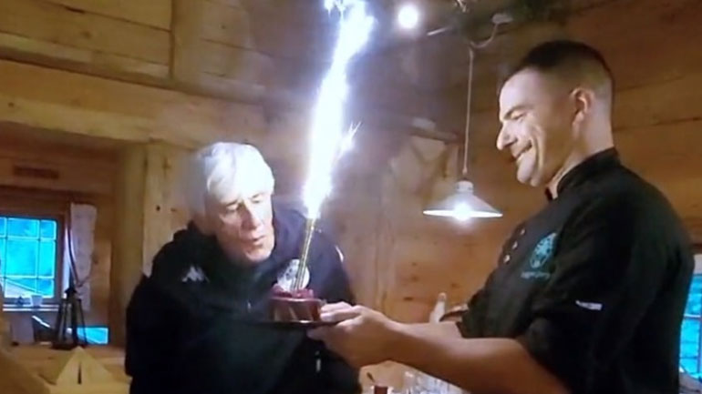 Παναθηναϊκός: Η τούρτα έκπληξη στον Ιβάν Γιοβάνοβιτς για τα 60ά γενέθλιά του