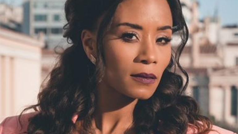 Ambassador κοσμημάτων με διαχρονικά Ελληνικά σύμβολα η Shaya