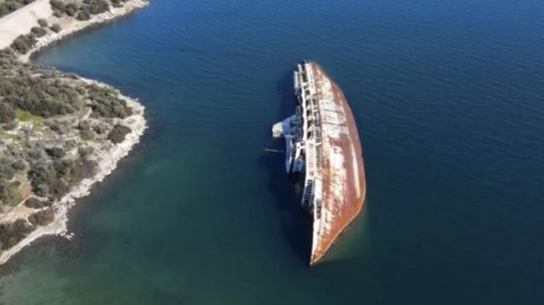 To Ναυάγιο του Mediterranean Sky που βρίσκεται σε απόσταση αναπνοής από την Αθήνα