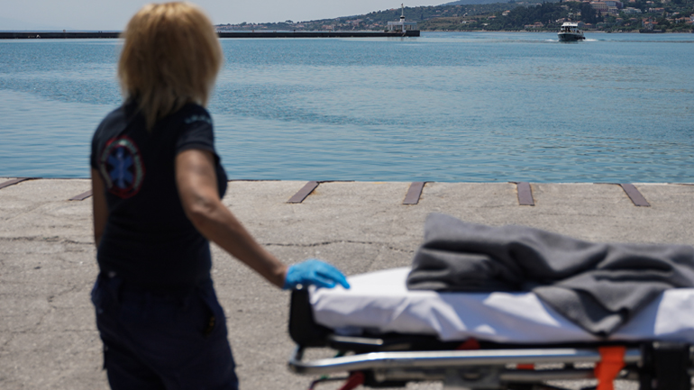 Τραυματισμός άνδρα στο λιμάνι του Λαυρίου