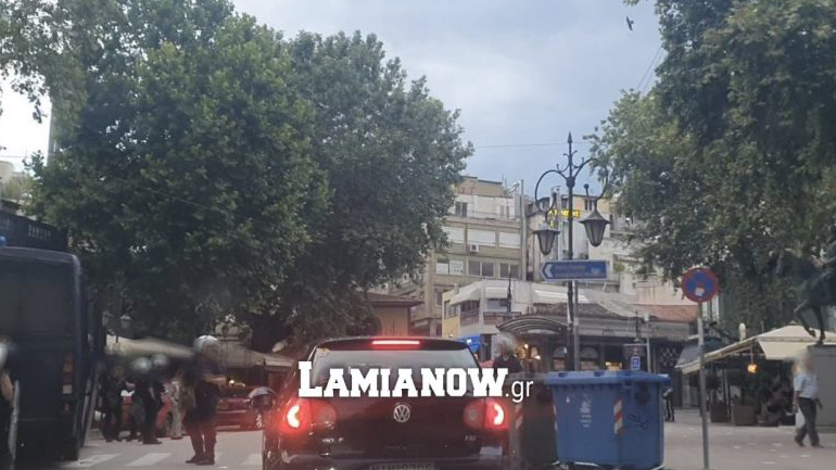 Λαμία: Πορεία διαμαρτυρίας για τον «τοξοβόλο του Συντάγματος»