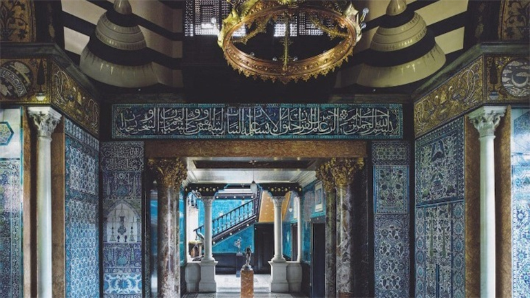 Ανοίγει εκ νέου τις πύλες του με έργα καλλιτεχνών της Μέσης Ανατολής το Μουσείο Λέιτον στο Λονδίνο