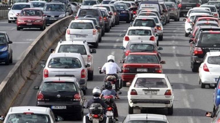 Χάος στον Κηφισό μετά από τροχαίο ατύχημα