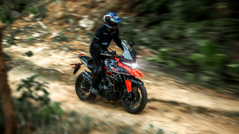 Περιπέτεια χωρίς όρια με το νέο Daytona by Zontes 350T2