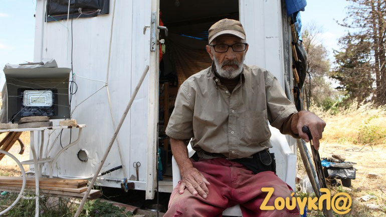 Δραματική έκκληση από πυρόπληκτο στο Κρυονέρι: Δεν αντέχω άλλο να ζω κάτω από αυτές τις συνθήκες