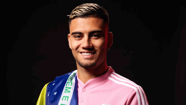 Η Φούλαμ απέκτησε τον Περέιρα