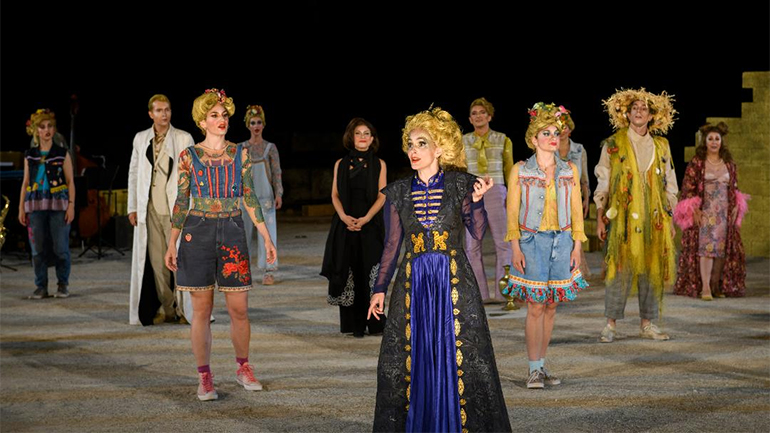 Καταχειροκροτήθηκε η Μήδεια του Μποστ στο Αρχαίο Θέατρο Επιδαύρου