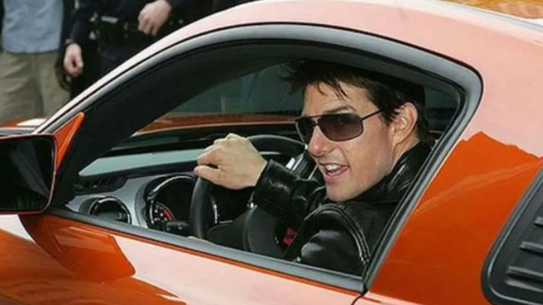 Τα υπέροχα αυτοκίνητα στο γκαράζ του Tom Cruise (και οι άλλες τόσες μηχανές)