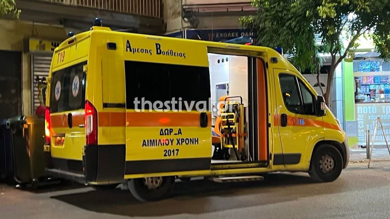 Θεσσαλονίκη: Τραυματίστηκε 19χρονη μητέρα που πήδηξε από τον δεύτερο όροφο πολυκατοικίας