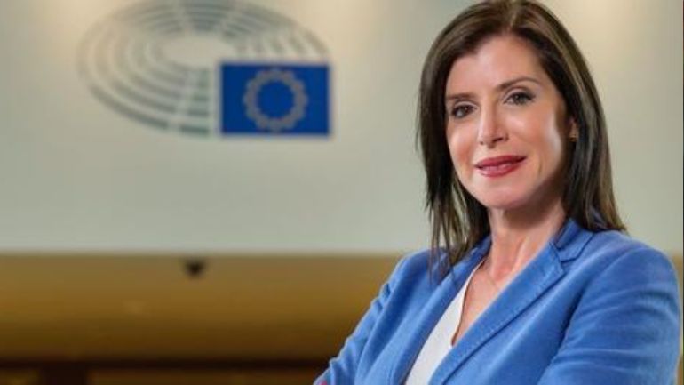 Η Άννα Μισέλ Ασημακοπούλου εκπρόσωπος Τύπου των ευρωβουλευτών της ΝΔ