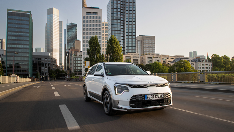 Αποστολή στη Φρανκφούρτη: Αγγίζει την τελειότητα το ηλεκτρικό KIA NIRO