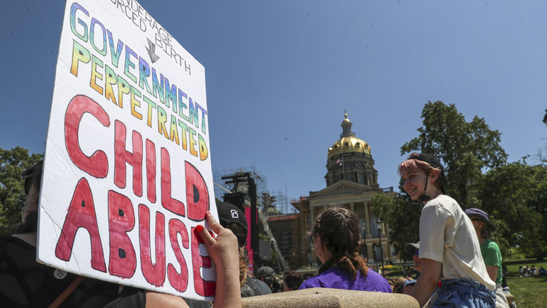 ΗΠΑ: 10χρονη έγκυος έπειτα από βιασμό ταξίδεψε σε άλλη πολιτεία για να γίνει άμβλωση