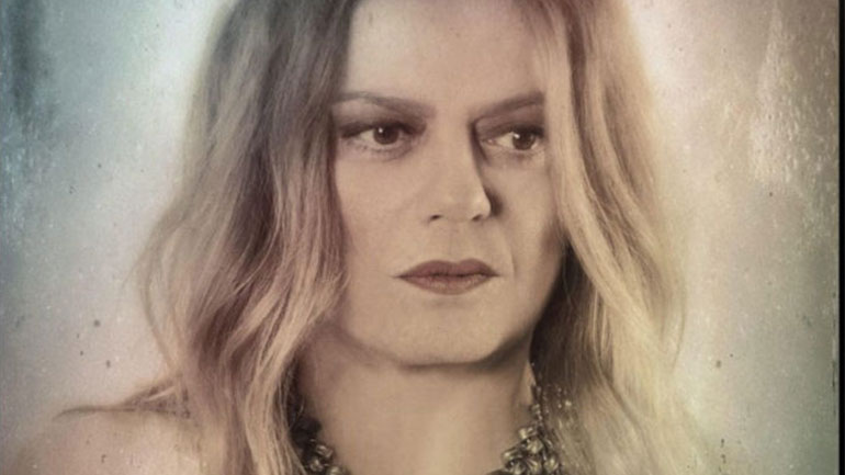 Η Ελένη Τσαλιγοπούλου τραγουδά για τη Σμύρνη, στον Πολυχώρο Λιπασμάτων