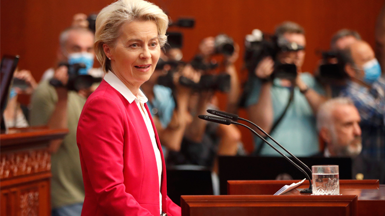 Η Φον ντερ Λάιεν κάλεσε τη Β. Μακεδονία να αποδεχτεί την πρόταση της ΕΕ για συμβιβασμό με τη Βουλγαρία