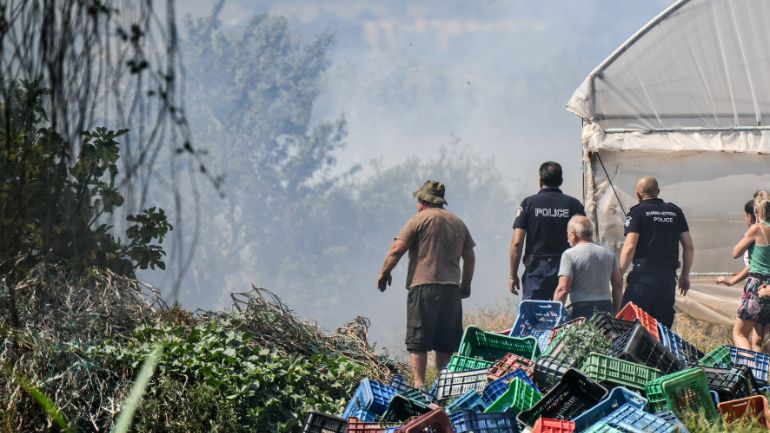 Πρέβεζα: Κινδύνεψαν σπίτια και θερμοκήπια από την πυρκαγιά στο Νεοχώρι