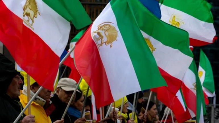 Σε ισόβια καταδικάστηκε Ιρανός πρώην αξιωματούχος για μαζικές εκτελέσεις και βασανιστήρια πολιτικών κρατουμένων